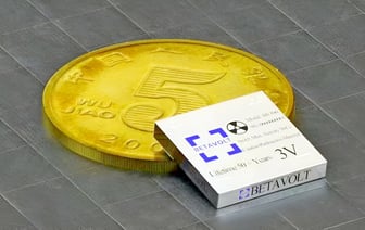 Смартфон вообще заряжать не придется? В Китае придумали ядерную батарейку