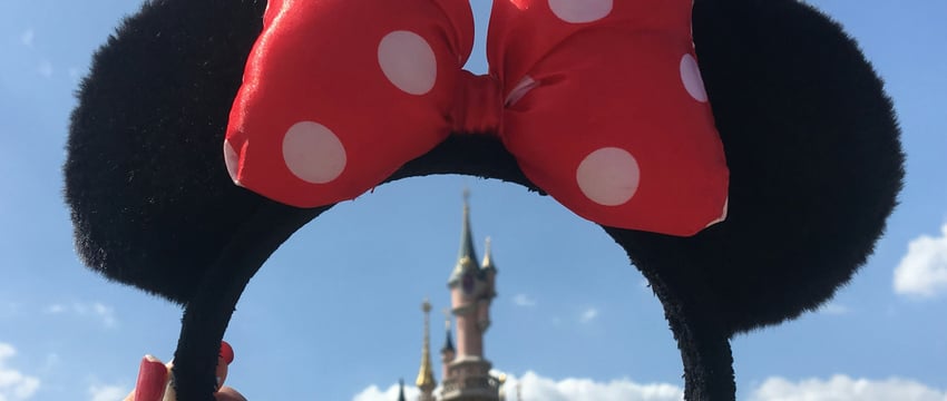 "Он согласился на условия Disney+" после того, как мужчина подал на него в суд за смерть жены.
