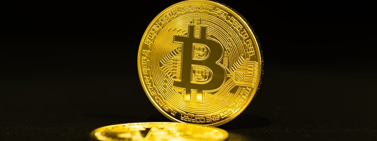 Талибы запретили афганским женщинам работать в НКО