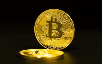 Талибы запретили афганским женщинам работать в НКО