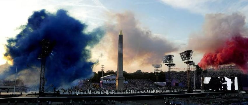В Париже прошла церемония открытия Паралимпийских игр – фото
