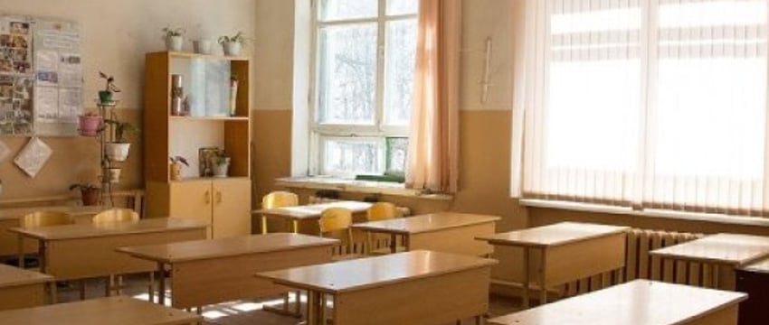 Если школьнику стало плохо во время уроков. Отпустят ли домой без сопровождения родителей?