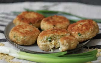 Замените фарш этим продуктом за 3 рубля. Как приготовить вкусные альтернативные котлеты? — Полезно