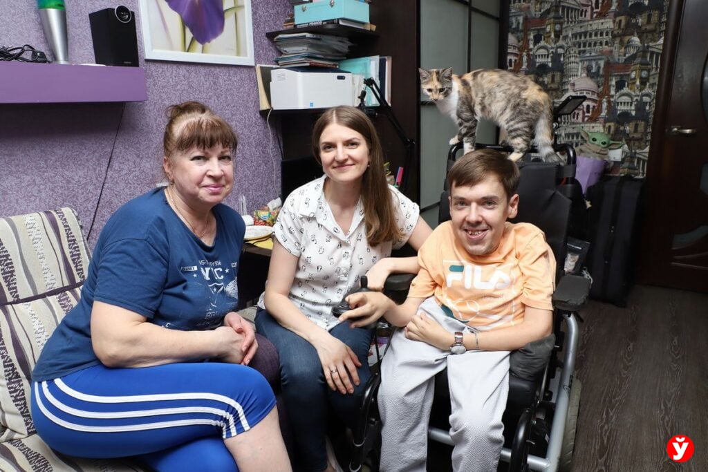 Диагноз СМА. Как белорусский блогер полноценно живет с неизлечимой болезнью