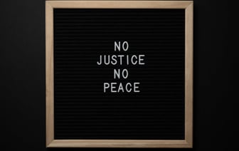 Конгресс США хочет заставить Байдена расширить санкции