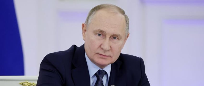 Путина зарегистрировали кандидатом на президентских выборах