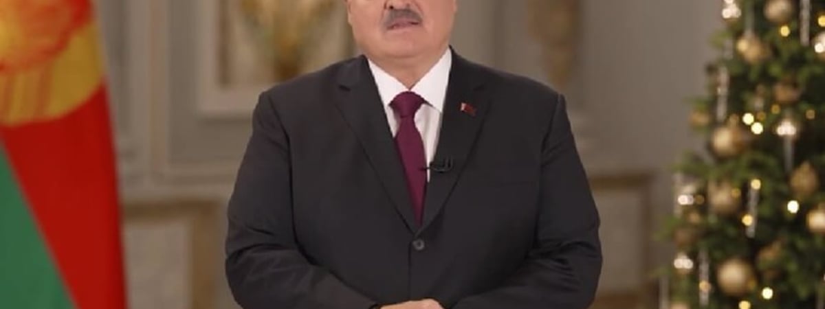 В новогоднем обращении 70-летний Лукашенко заявил о завершении “смены поколений“ в “ближайшие годы“