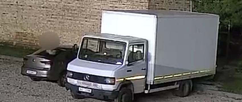 В Бресте пьяный парень повредил несколько машин