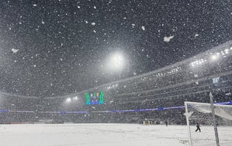 В Минске отменили футбольный матч столичного «Динамо» и Немана из-за «экстремальных условий» — Видео