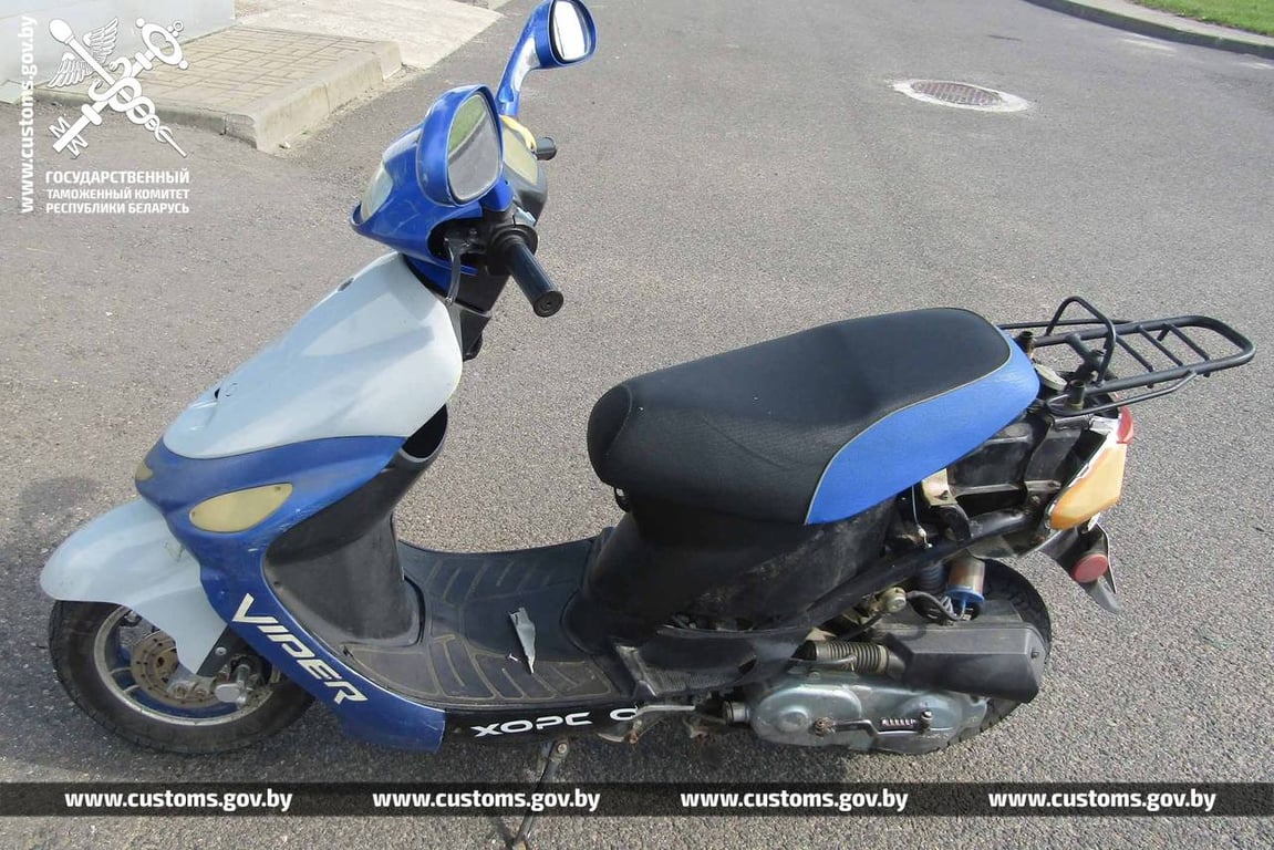 На границе белорус попытался спрятать 20 тысяч евро в упаковке салфеток