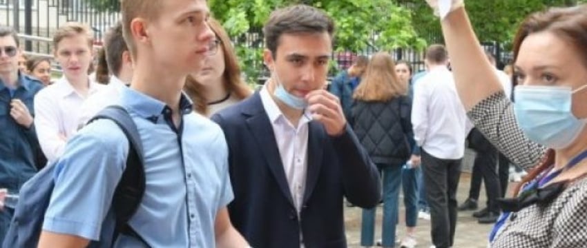 Какие специальности стали самыми популярными у абитуриентов в 2024 году