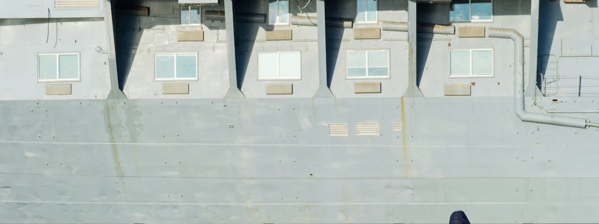 От нападения акулы в Красном море погиб работник Еврокомиссии