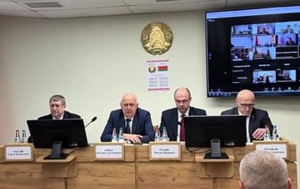 Вице-премьер потребовал от чиновников «дойти до каждого» белоруса. О какой обязанности напомнил?