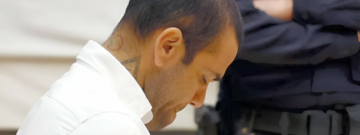 Самого титулованного футболиста в истории приговорили к 4,5 года тюрьмы