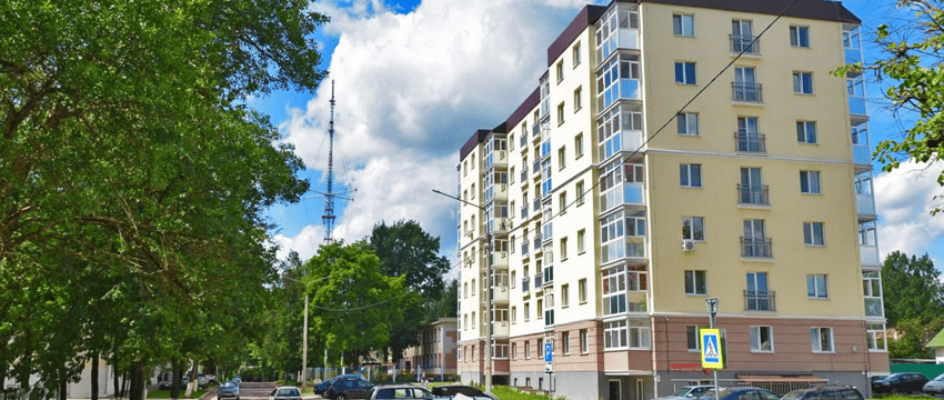 В новостройке сразу потекла крыша — в Витебске жильцы дома повышенной комфортности добились решения о ремонте крыши через 4 года после его сдачи
