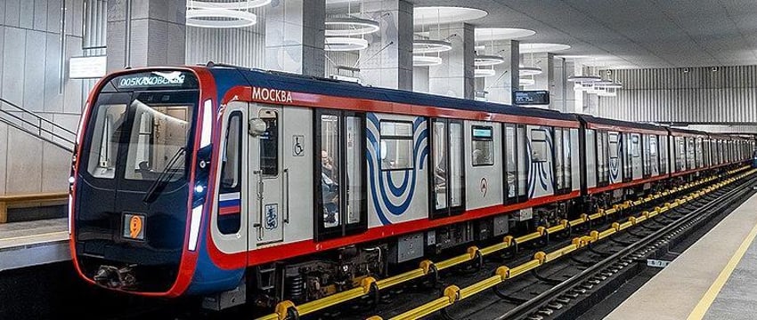 Безопасные места в метро: рекомендации от МЧС России