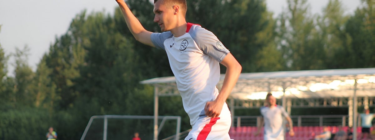 Комиссия по возвращению уехавших белорусов разрешила семерым спортсменам вернуться в футбол