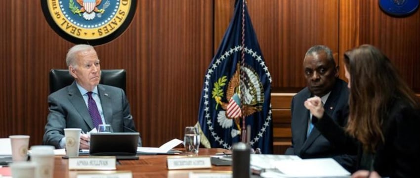 CBS: Вашингтон утвердил нанесение ударов по Ираку и Сирии