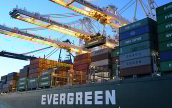 Мировая торговля СПГ в 2024 году выросла всего на 3 млн тонн