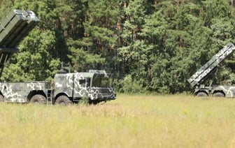 Белорусские военные перебросили к границе «Полонез» из-за сложной обстановки