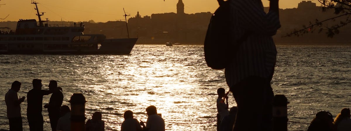 Космический турист впервые вышел в открытый космос