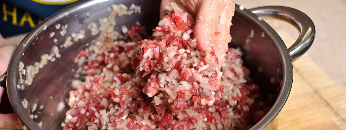 Заверните сочную начинку в этот овощ вместо капусты. Нашли необычный и простой рецепт голубцов — Полезно