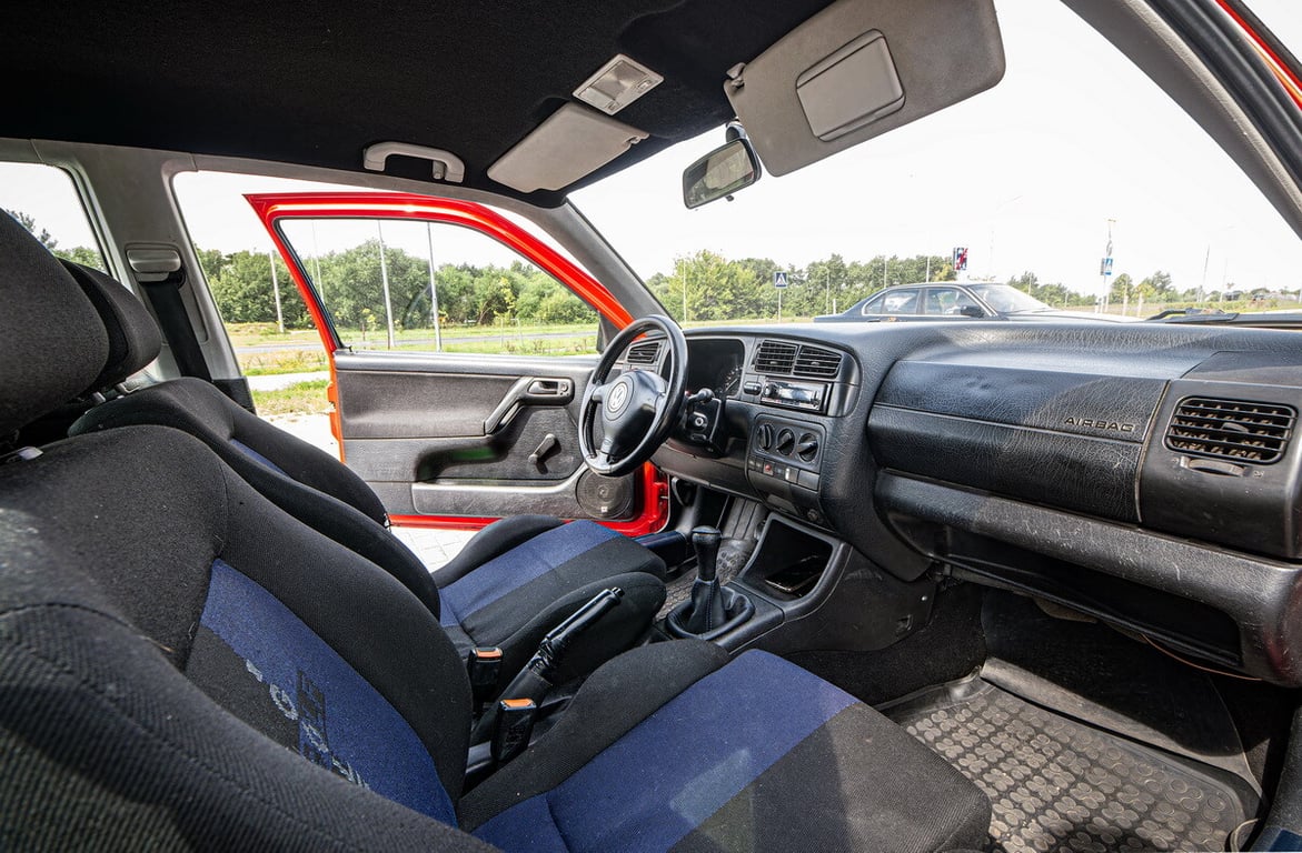 Риелтор из Бреста без ума от старенького VW Golf III
