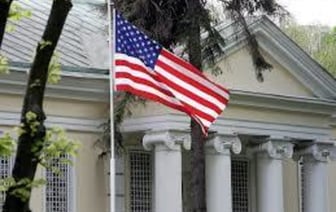 Лукашенко хочет «торговать» политзаключенными с США? Обменяют ли Зенковича на возвращение посла