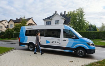 Белорусы всё чаще покупают билеты на автобусы онлайн — почему так происходит