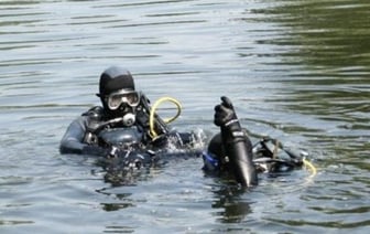 Водолазы начали обследовать акватории пляжей Брестской области перед купальным сезоном