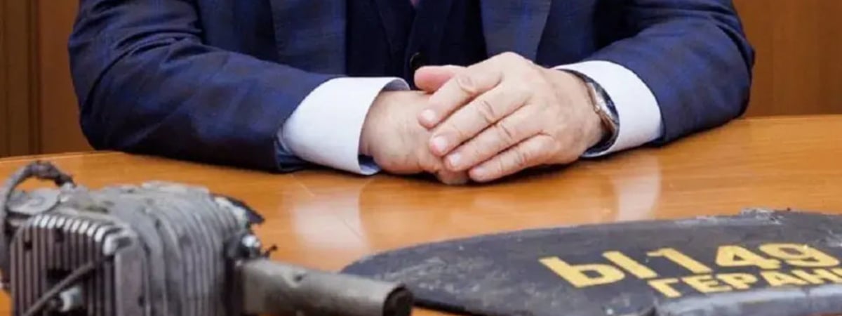 В МИД Молдовы российского посла посадили за стол с обломками "Герани"