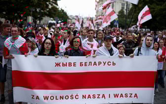 Мнение: Задачей демсил является поддержание себя в хорошей политической форме, чтобы прилетевший в Беларусь “черный лебедь” не застал их врасплох