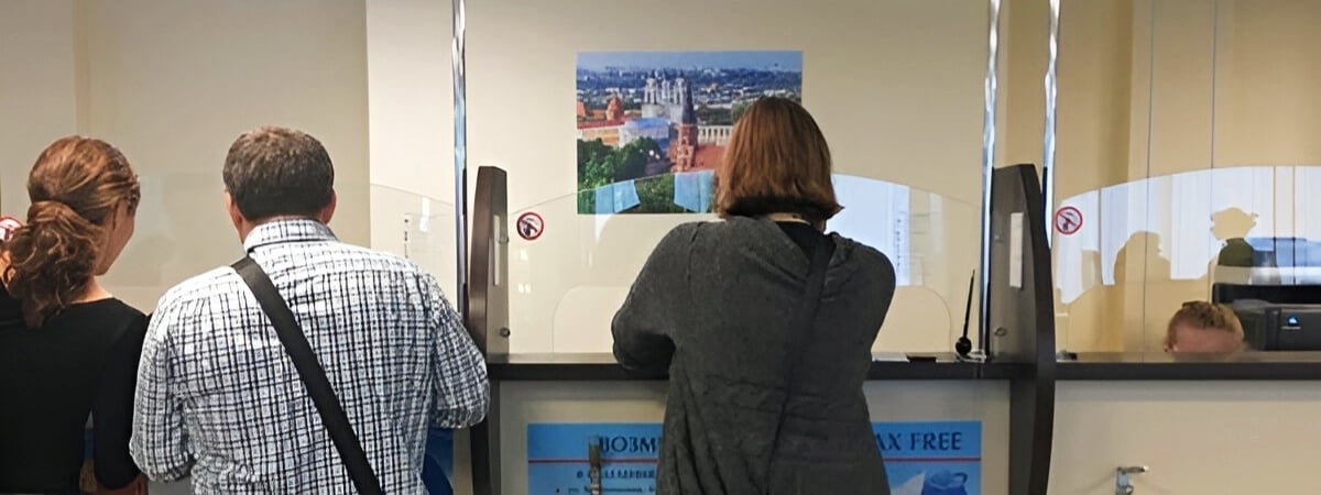 Визовый центр Польши поднял для белорусов цены. Можно ли теперь будет записаться на получение виз?