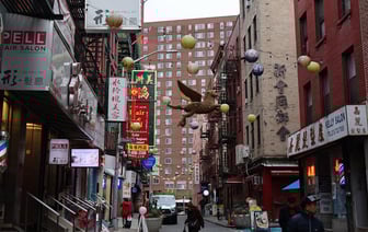 Розничный товарооборот в Минске за январь-октябрь вырос на 21,6%