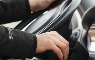 Житель Кобрина со своей супругой решили приобрести машину, но всё пошло не по плану