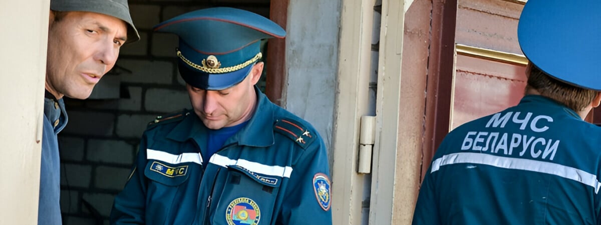 Штраф до 1200 рублей. В МЧС Беларуси рассказали, к владельцам каких гаражей имеют «больше всего вопросов»