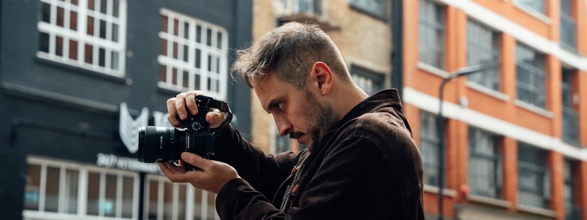 Jaguar Land Rover продал российские активы