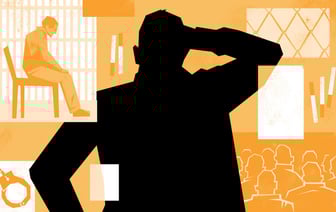 «Они на тебя смотрят, как на обезьяну в клетке». Политзаключенный спрятал телефон на задержании, а в СИЗО застал экскурсии школьников (будучи в карцере)