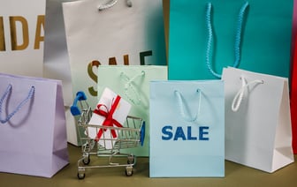 Годовые продажи автомобилей в Китае упали в январе на 12%