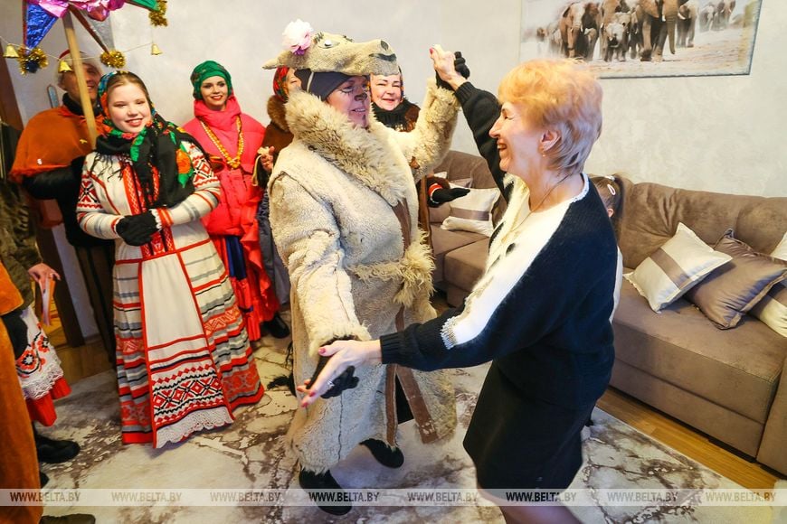 Чем угощают жители Брестского района на Коляды и какие щедрики им поют