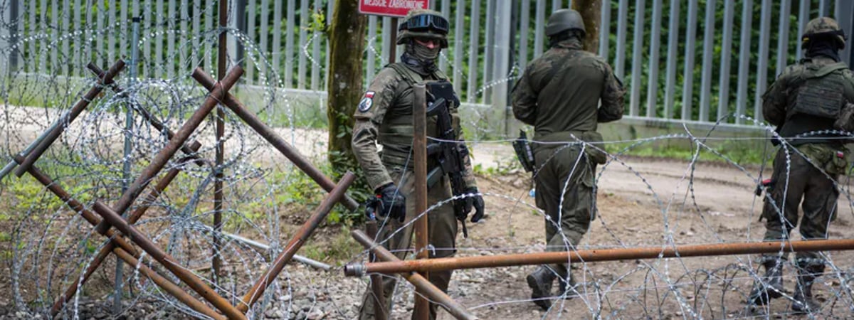 Польский генерал объявил об исчезновении мигрантов на границе с Беларусью. Как объяснил?