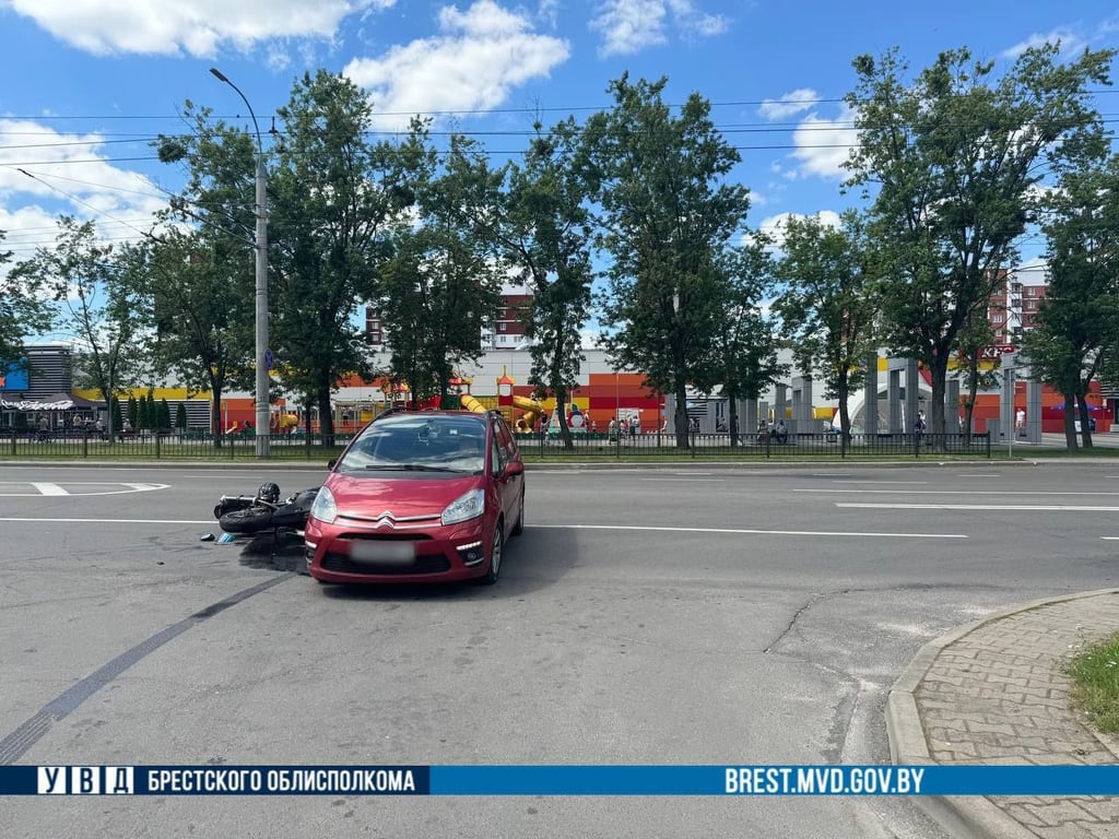 Подробности ДТП с мотоциклистом в Бресте