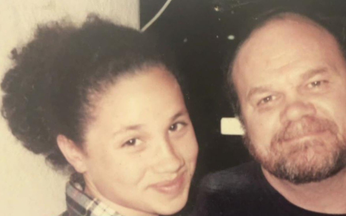 Меган Маркл настоящие волосы