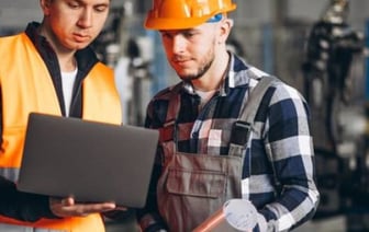 В Бресте ищут слесаря на зарплату 15 тысяч рублей? Необычная вакансия взбудоражила интернет