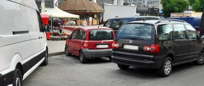 Парковочный коллапс на Пушкинской в Бресте: есть ли выход?