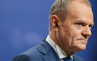 Туск пообещал добиться полного эмбарго ЕС на белорусские продукты питания