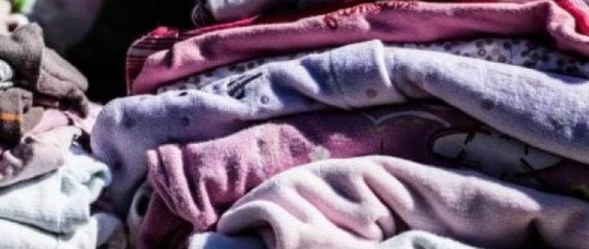 Почти 800 белорусов лишились денег из-за «продавца» модной одежды