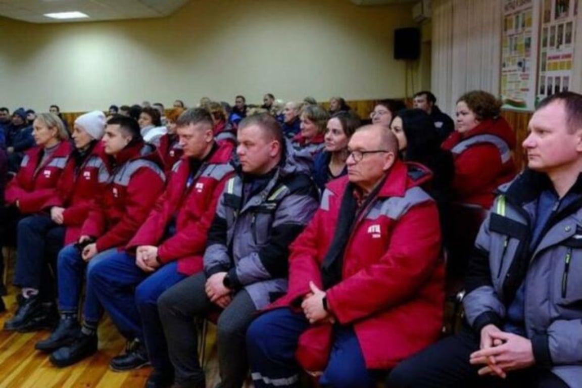 Визит председательницы Гомельского горсовета на филиал ОАО «Гомсельмаш». Фото: Гомельский горисполком
