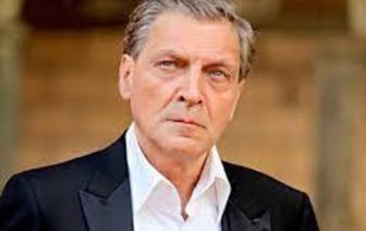 Невзоров: В окружении Путина нет тех величественных особ, которые, скрипя половицами, шли с табакеркой в спальню Павла