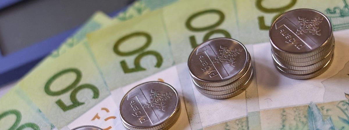 Совмин решил по-новому выплачивать премии руководителям белорусских предприятий. Кому разрешили добавить 150% оклада? — Официально